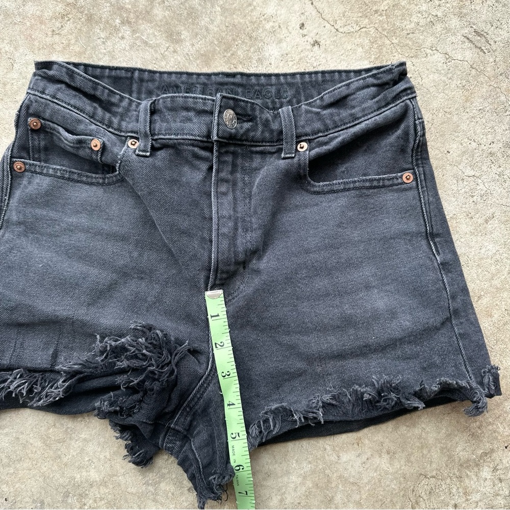 American Eagle Shorts Womens 4 Highest Rise 90s Boyfriend Black Jean Denim - Picture 8 of 8